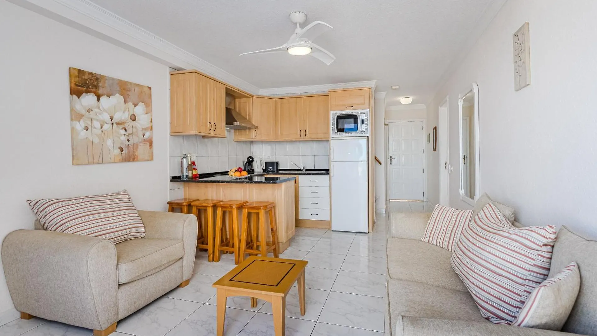 Diamantes Duplex Home & Heated Pool Los Cristianos  0*, Los Cristianos (Tenerife) Espanha